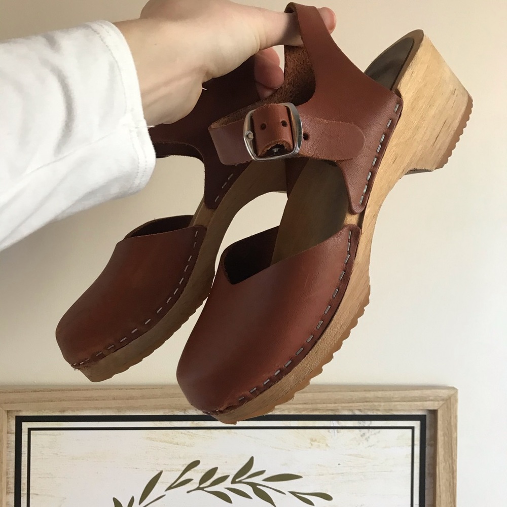 MIA Clogs